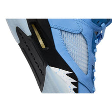 Load image into Gallery viewer, Air Jordan 5 Retro SE UNC 10 Men’s
